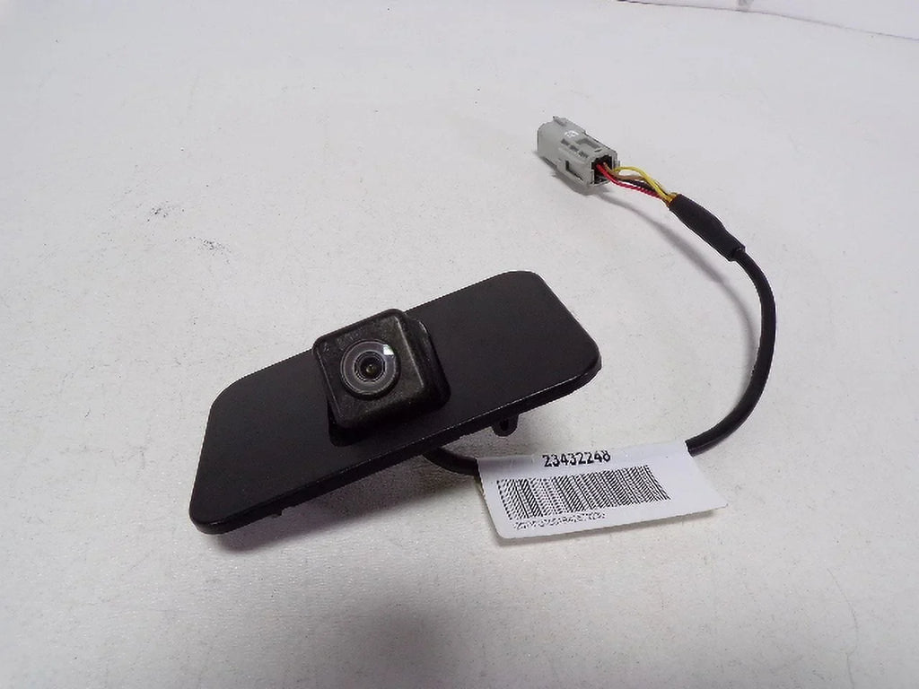 Pre-Owned 15 16 17 18 19 20 GMC Yukon Rear View Backup Camera OEM LKQ (Good)