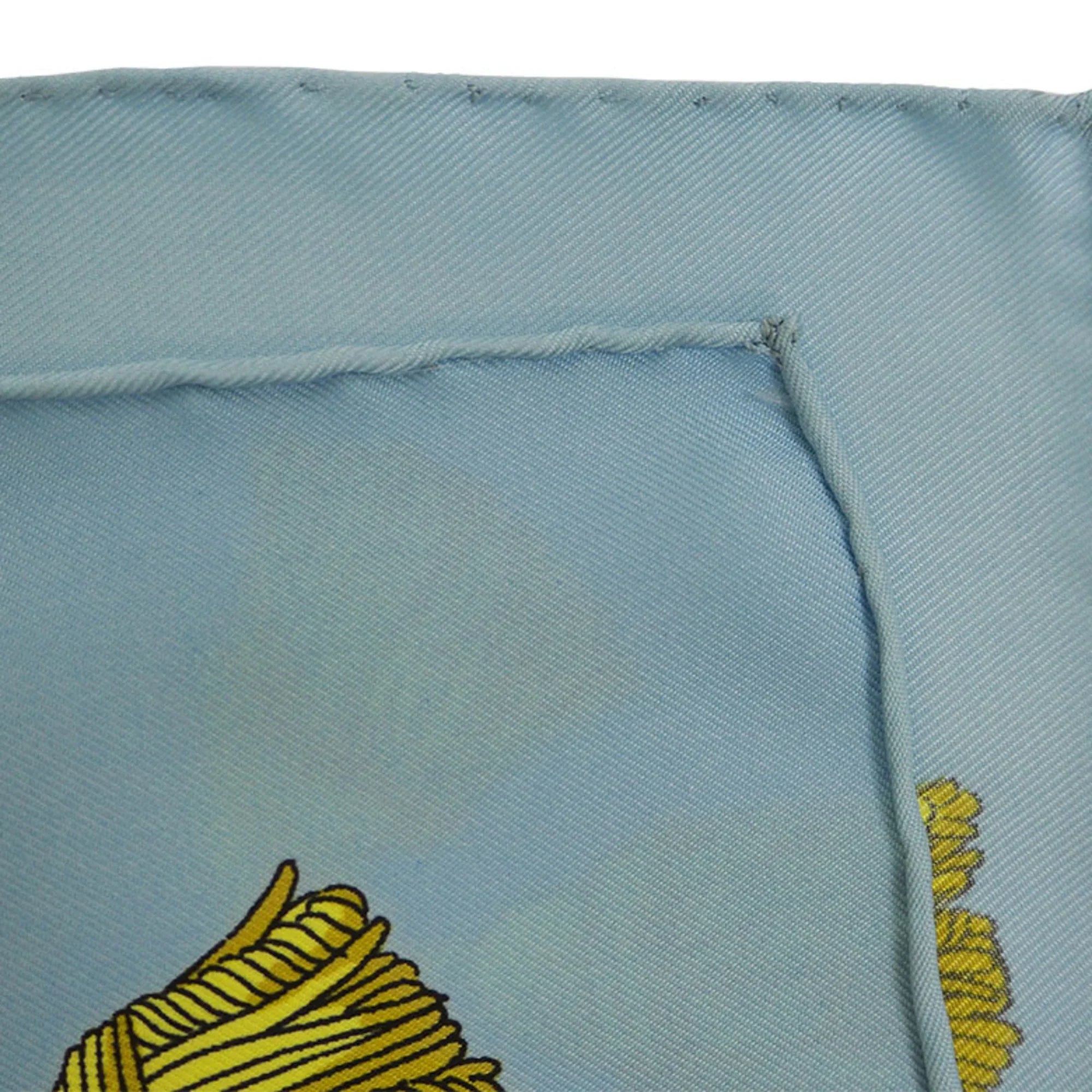 Pre-Owned Hermes Sizeilk Sizecarf Light Blue (Like New)