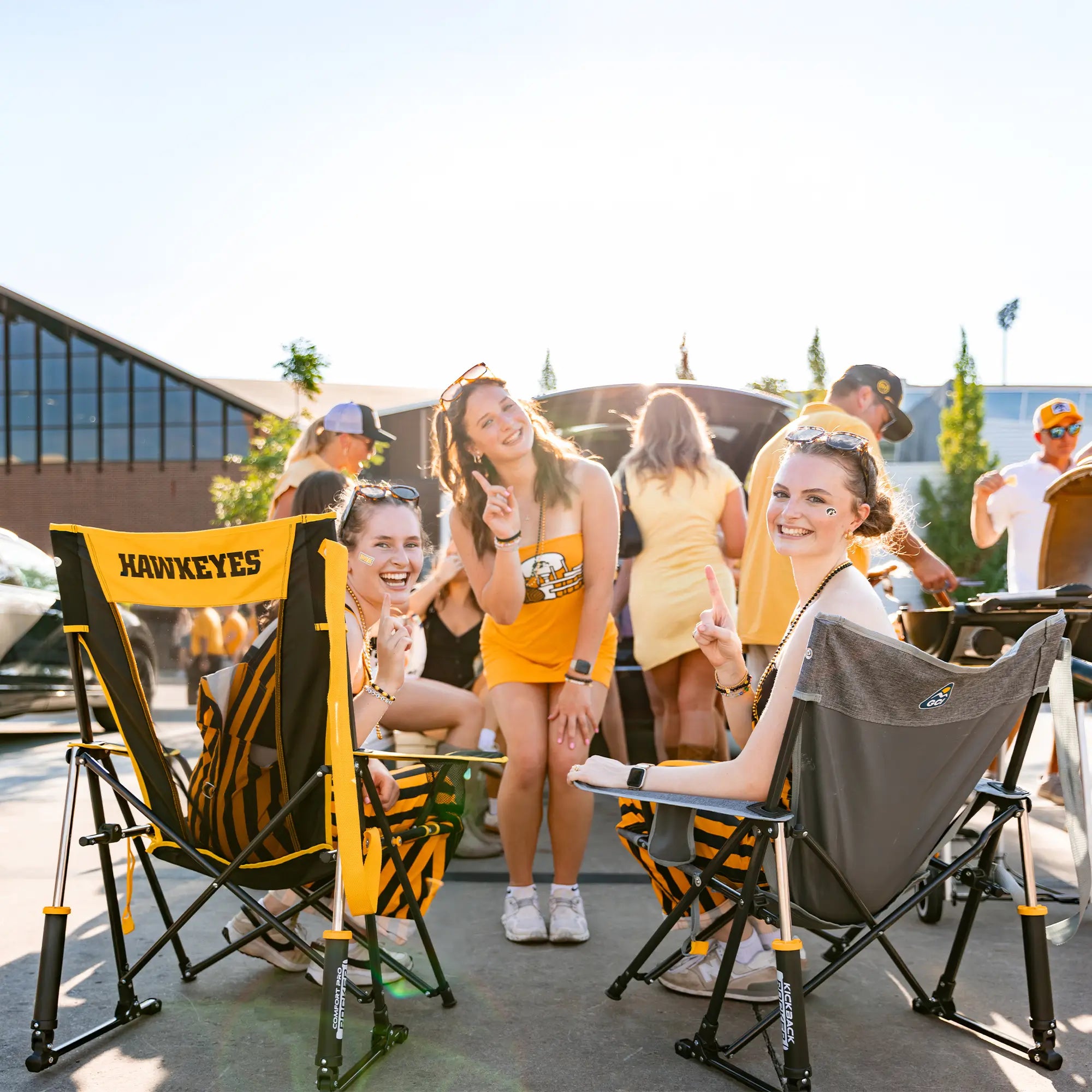 College Comfort Pro Rocker™ - Iowa Hawkeyes | Reserve DQ01